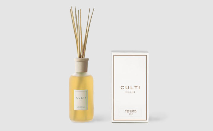 Candle scent perfume floral musk diffuser room culti milano