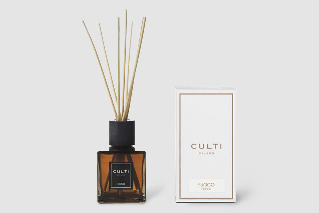 Candle scent perfume auriental spicy diffuser room culti milano