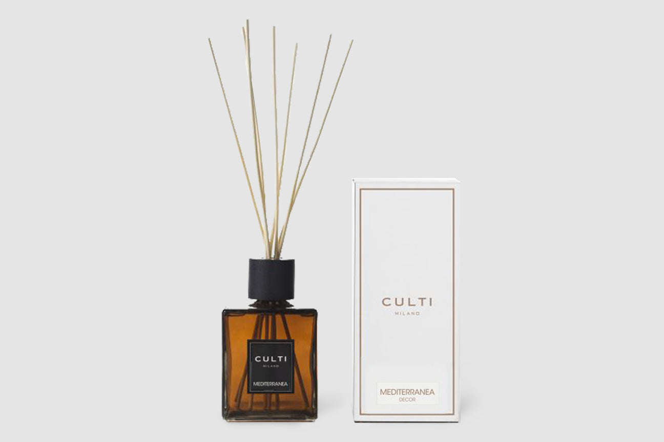 Candle scent perfume woody citrus diffuser room culti milano