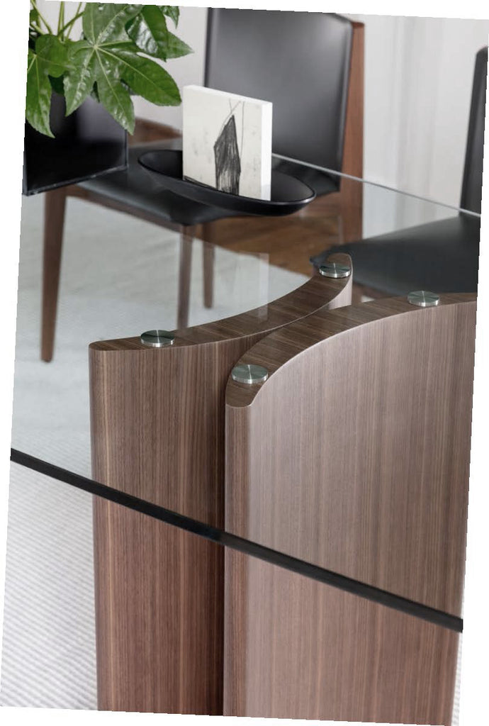 Italian luxury interiors room table desk