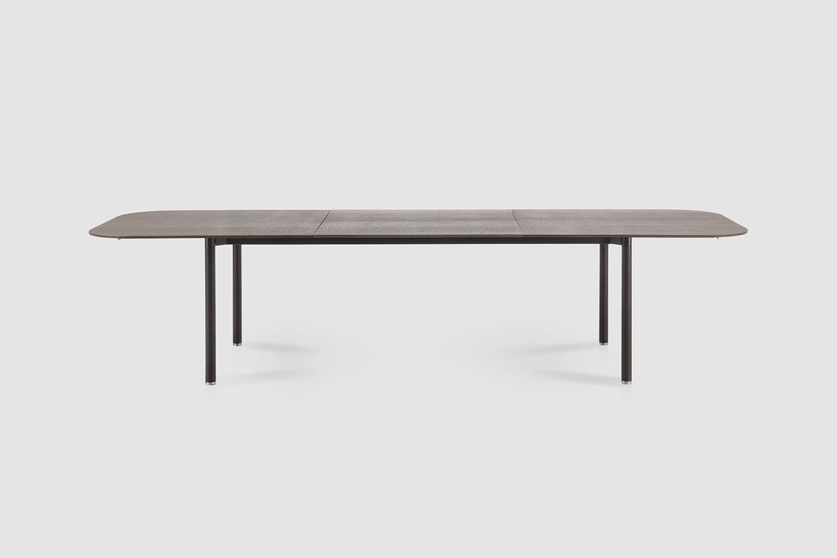 Piper Outdoor Extendable Table – Pure Interiors Australia